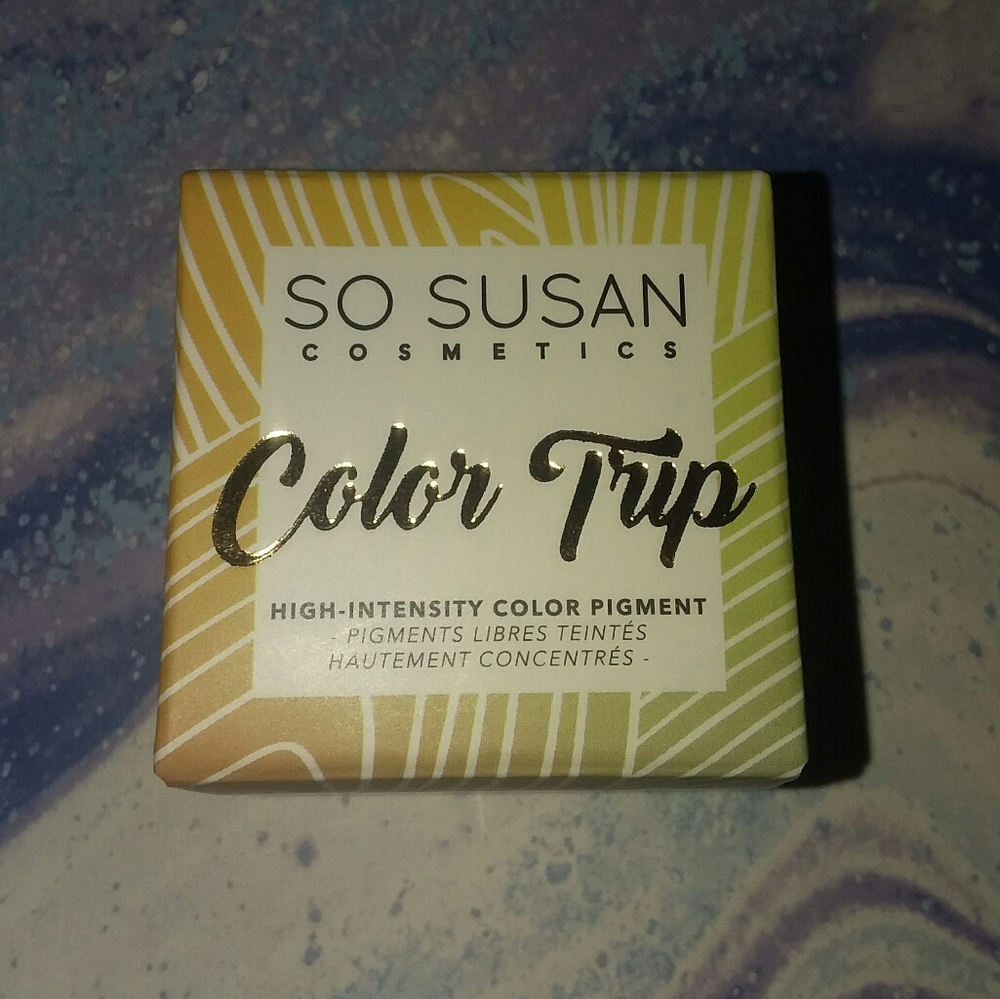 So Susan color trip pigment "mysterious"